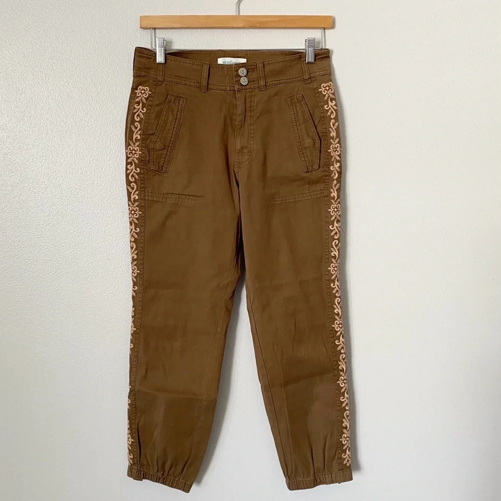 Sundance Olive Cropped Pants with Cream Embroidery - Picture 2 of 7